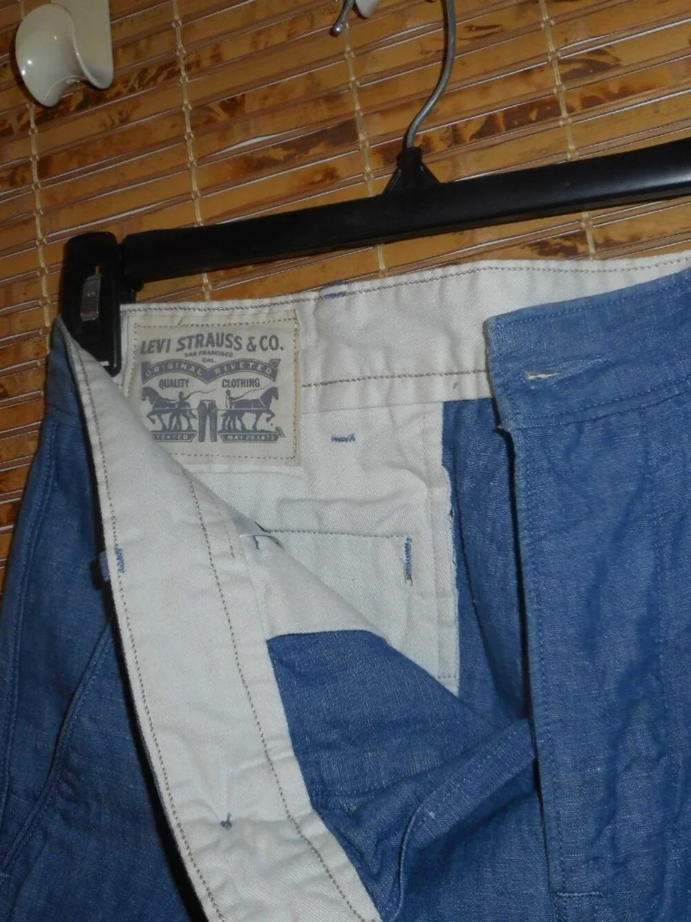 Men's Levi's Shorts Blue Chambray Flat Front Button Fly Shorts *Tag Size: W30